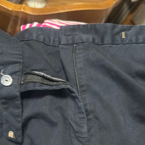 Worthington Stretch Black Embroidered Capri Pants Size 12 - Picture 4 of 7